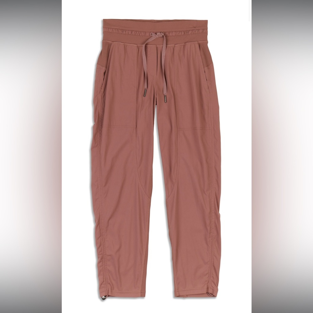 Lululemon Dance Studio Cropped, Women's size 4